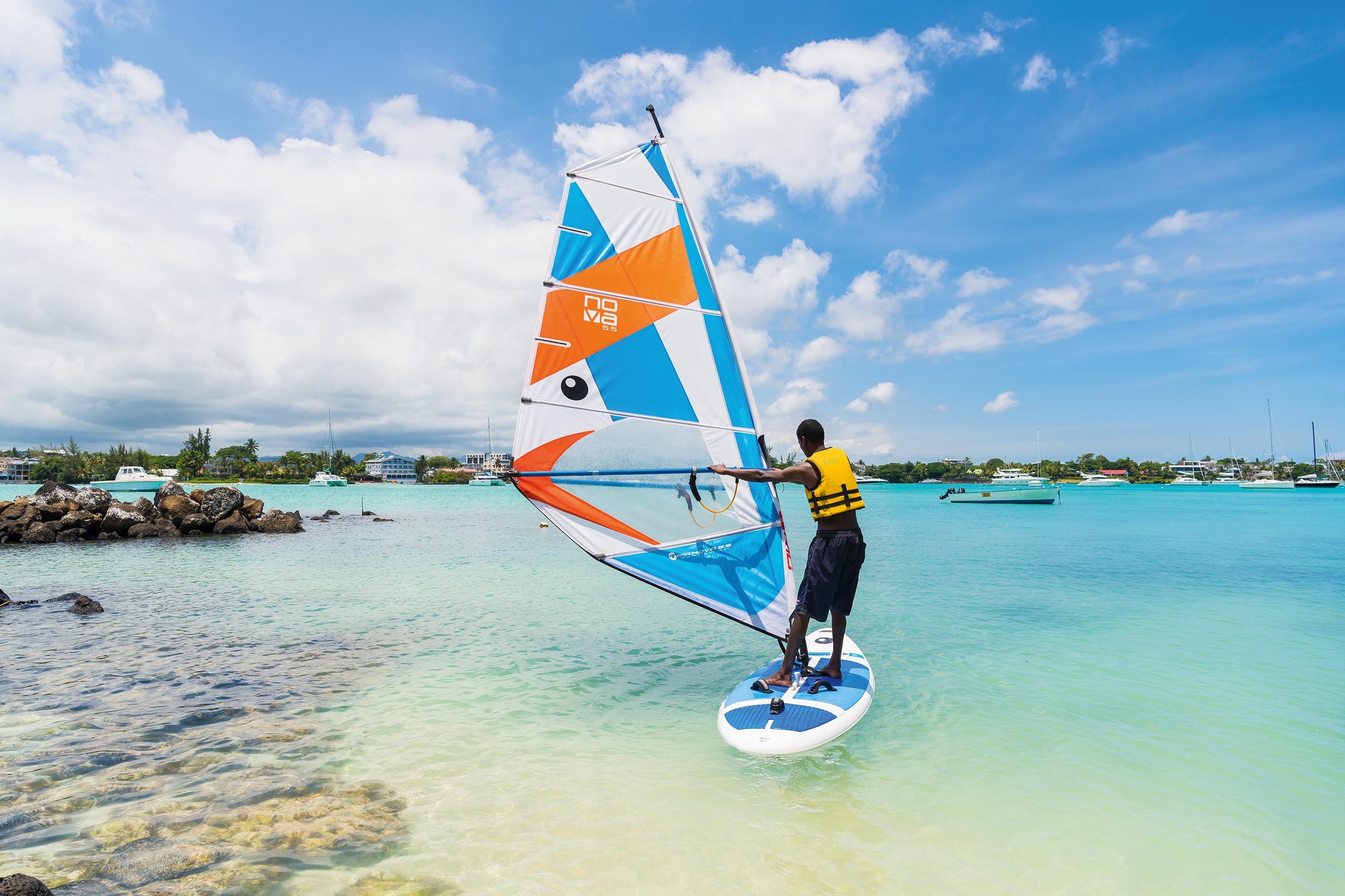 Mauricia Beachcomber Resort & Spa Grand Baie Exterior foto